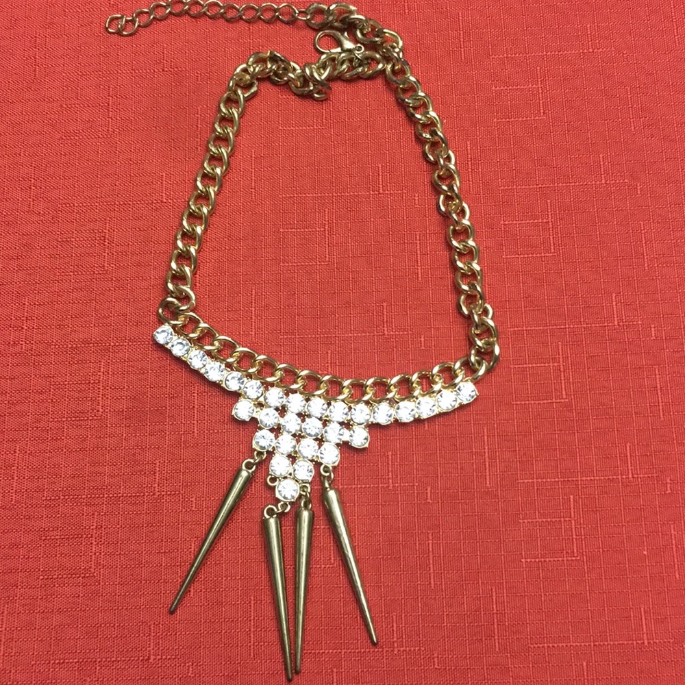 Gold diamond necklace